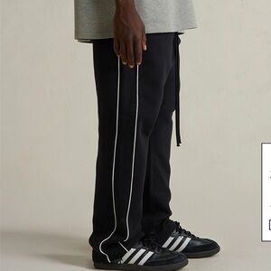 Essentials Fear of God Black Joggers with White Piping